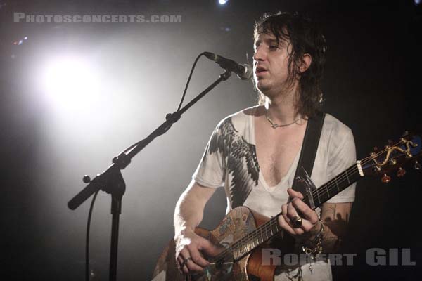 JOSEPH ARTHUR - 2007-12-10 - PARIS - La Maroquinerie - 